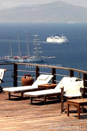 Tharroe of Mykonos 22